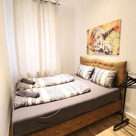 Private Double Bedroom Rf2 Vienne Extérieur photo